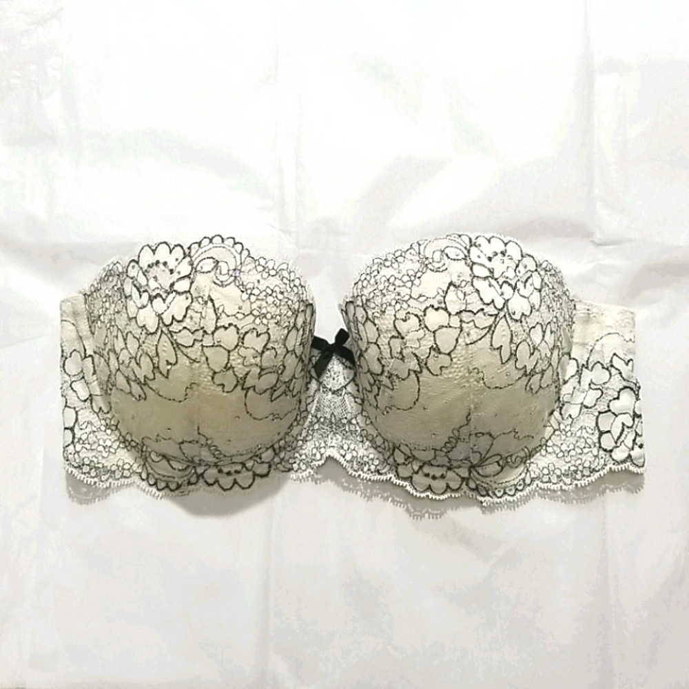 Victoria's Secret Dream Angels Strapless Bra